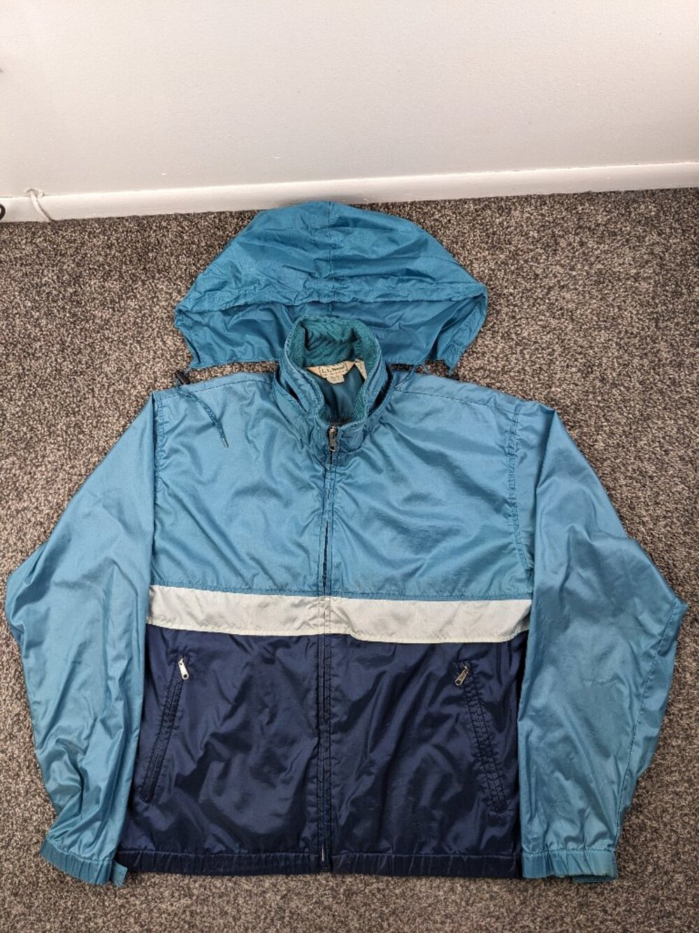 Vintage LL Bean Jacket Colorblock Windbreaker Stowaway Hood Mesh Lined Men Large